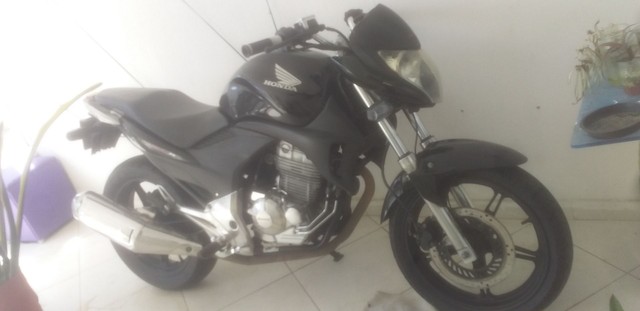 HONDA CB 300 TROCO EM FALCON OU PROPOSTAS .