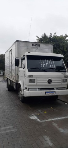 VENDO UM LINDO CAMINHÃO 7,100