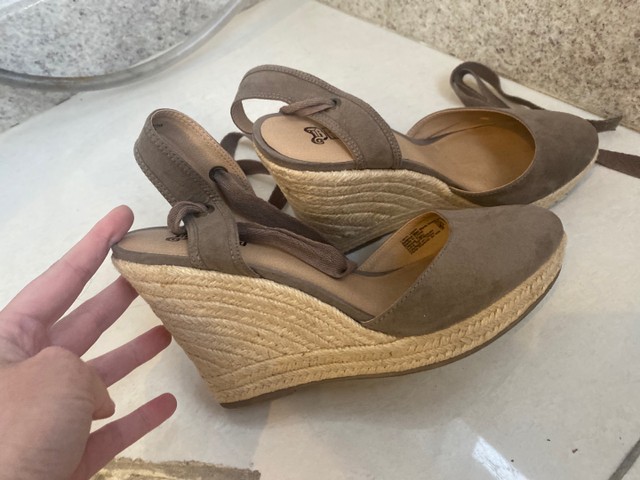 Sapato e sandalia anabela 38 - Foto 3