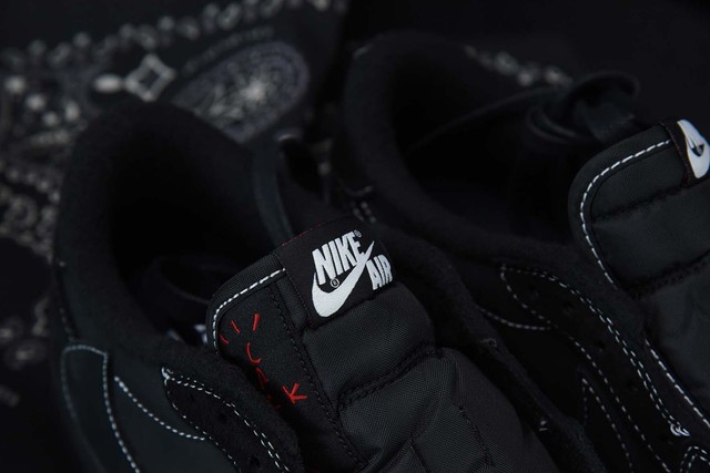 Tênis Air Jordan 1 Low X Travis Scott 'Black Phantom' - Foto 5