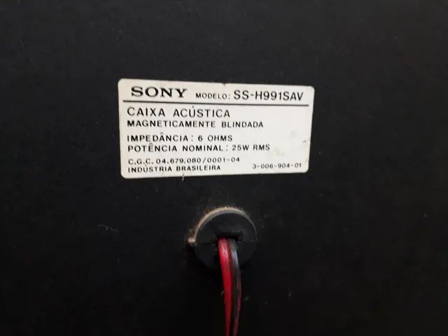 Par de caixa Sony usada 