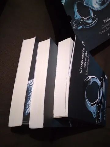 Trilogia cinquenta tons de cinza - Foto 4