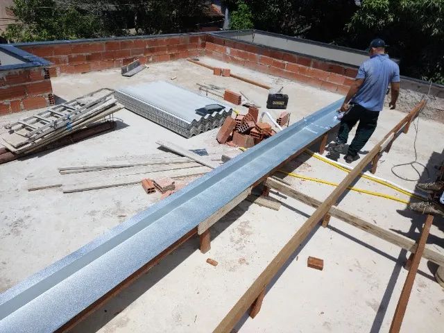 Calha Resolvemos Vazamentos Reparo em Telhado - Foto 5