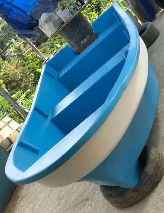 Barco Casco Duplo de 5,20m para 5 Pessoas - Fibra de Vidro com Garantia de 5 Anos