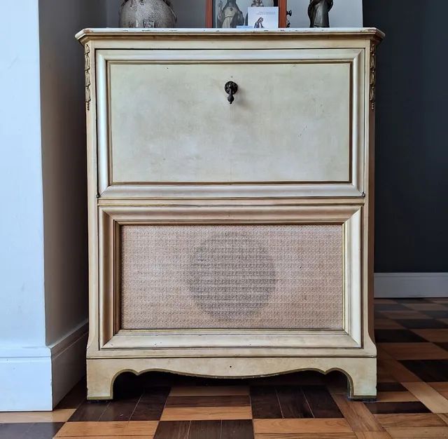 Radiola toca discos inglesa