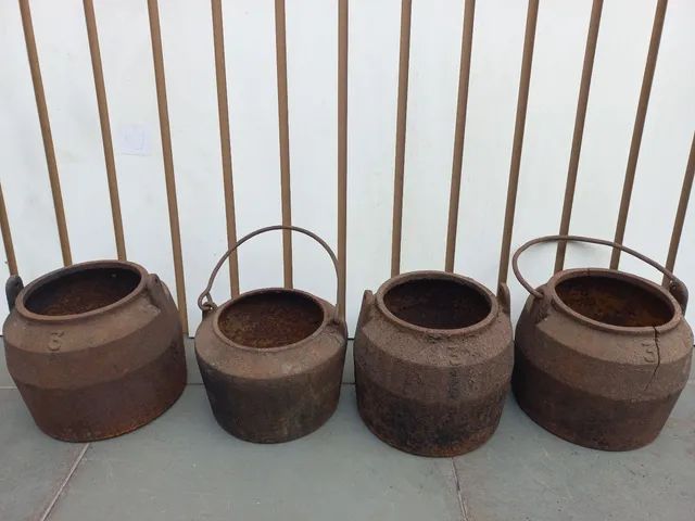4 Panelas antigas de ferro  - Foto 3