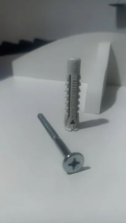 Kit 15 Parafusos para Móvel de Gatos