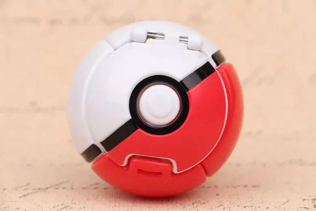 Kit 4 Pokémons com Pokebolas - Pikachu - Quatro Action Figures Bonecos - Foto 4