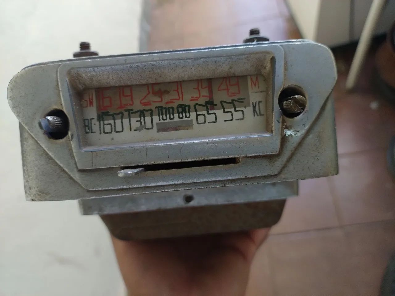 Rádio antigo de carro valvulado cidibras , vendo no estado.