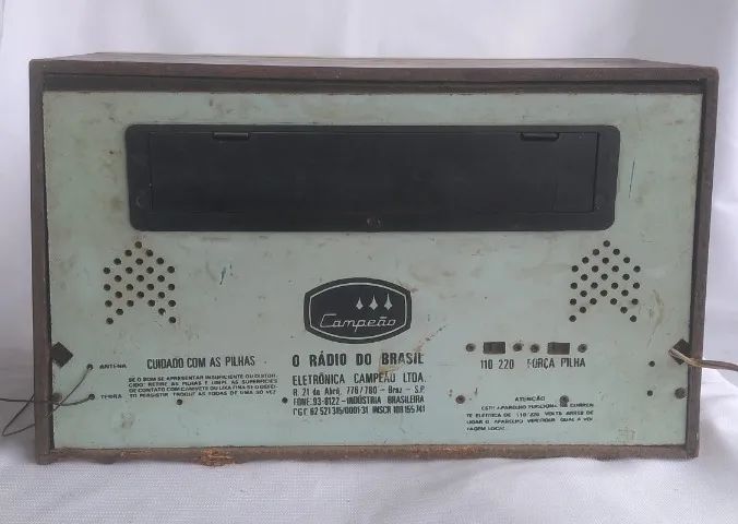 Vintage - Rádio Campeão mod. Itamaraty - anos 60 , funcionando - Foto 4
