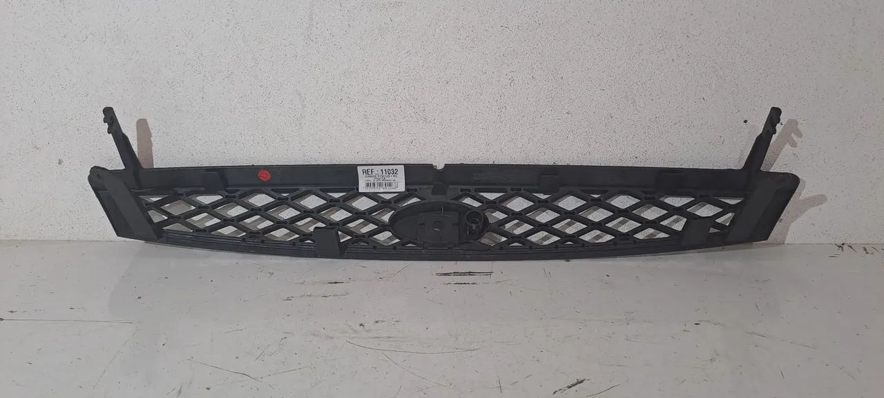Grade Frontal Ford Focus 2000/ 2003 PRODUTO NOVO - Foto 4