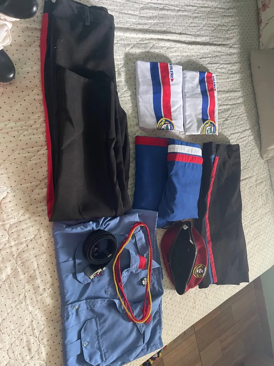 Uniforme Escolar Completo
