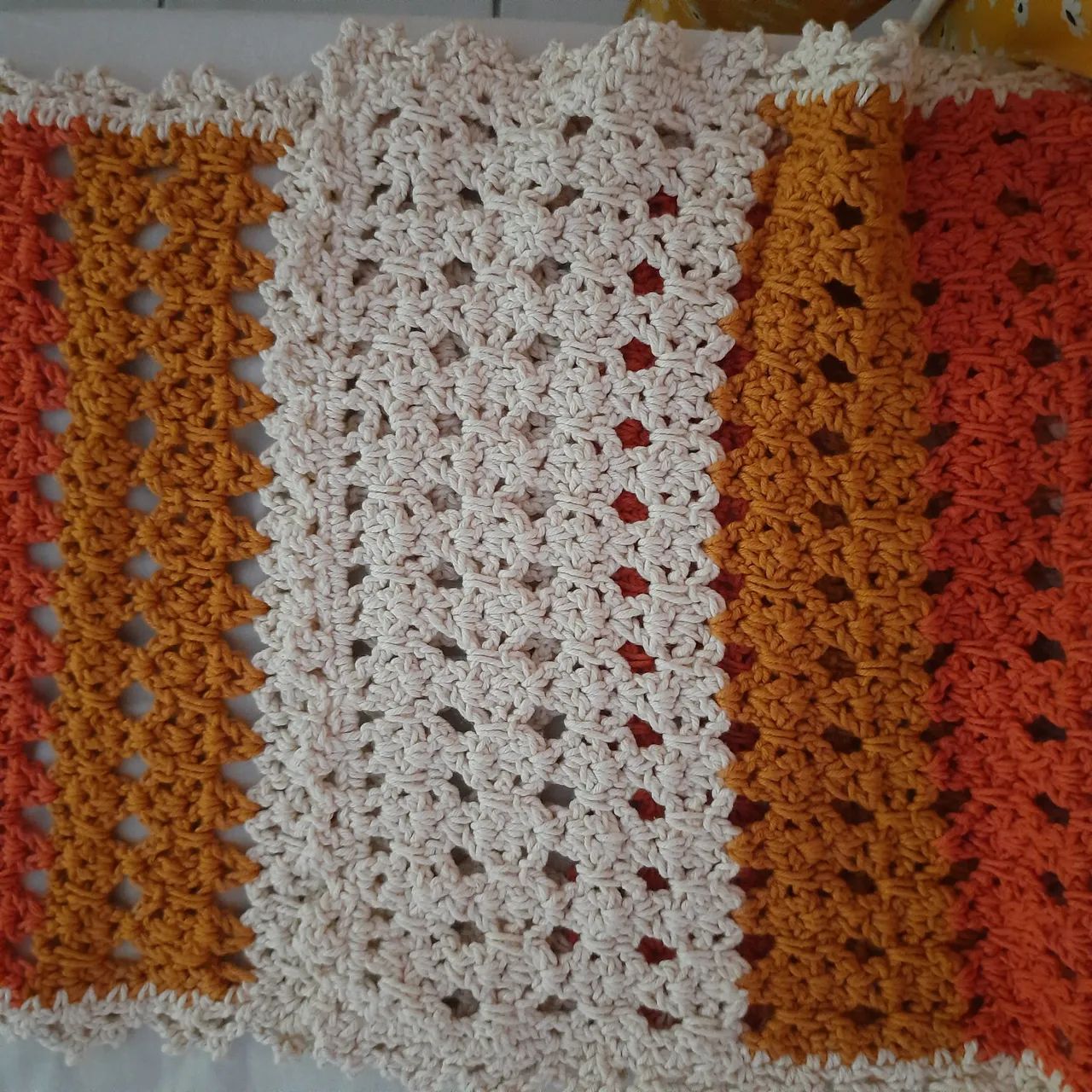 Caminho de mesa CROCHÊ  - Foto 2