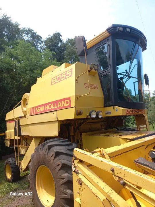 Colheitadeira 8055