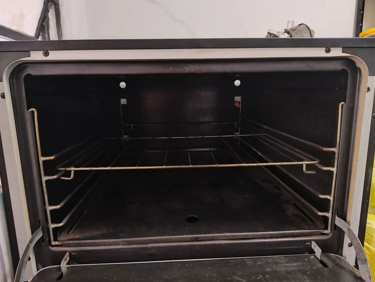 Vendo forno Venâncio a gás. - Foto 2