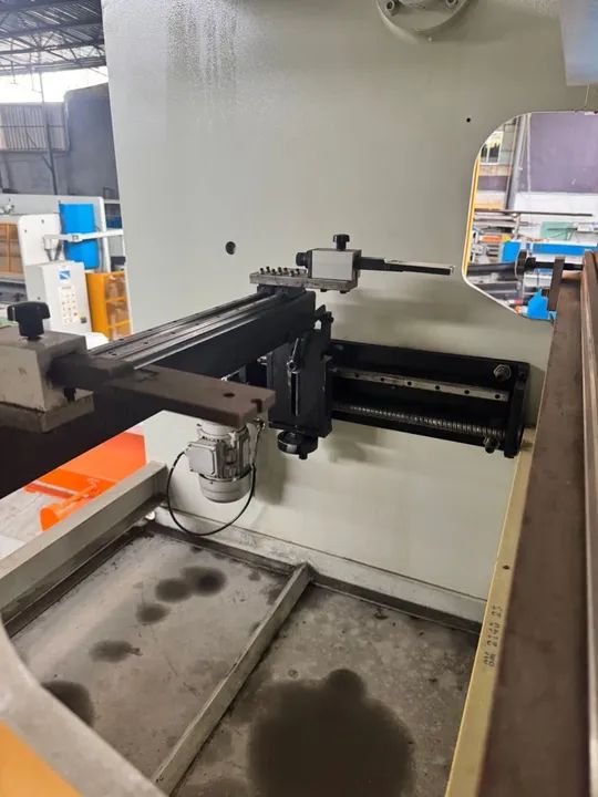 Prensa Viradira CN PERICLES MAQUINAS - Foto 4