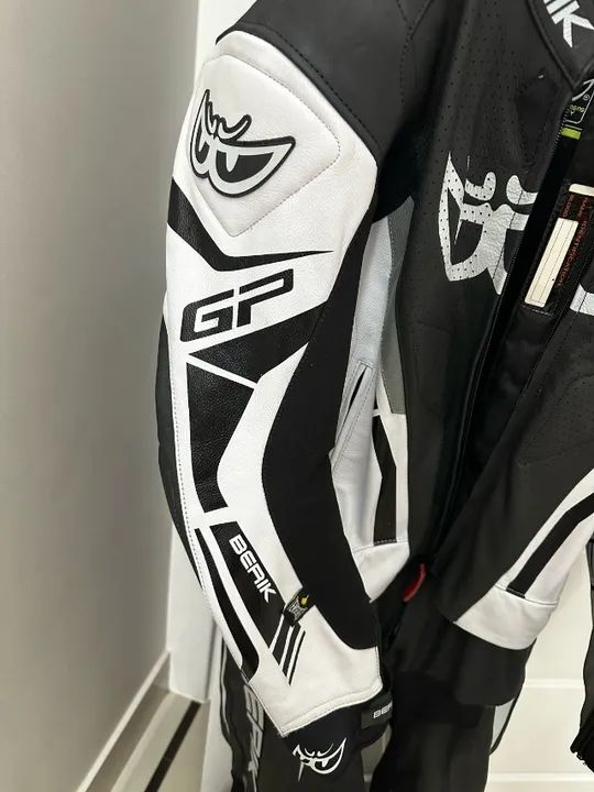 MACACÃO MOTO BERIK MONZA, 2pçs, Tam 50, Novo, Sem Uso