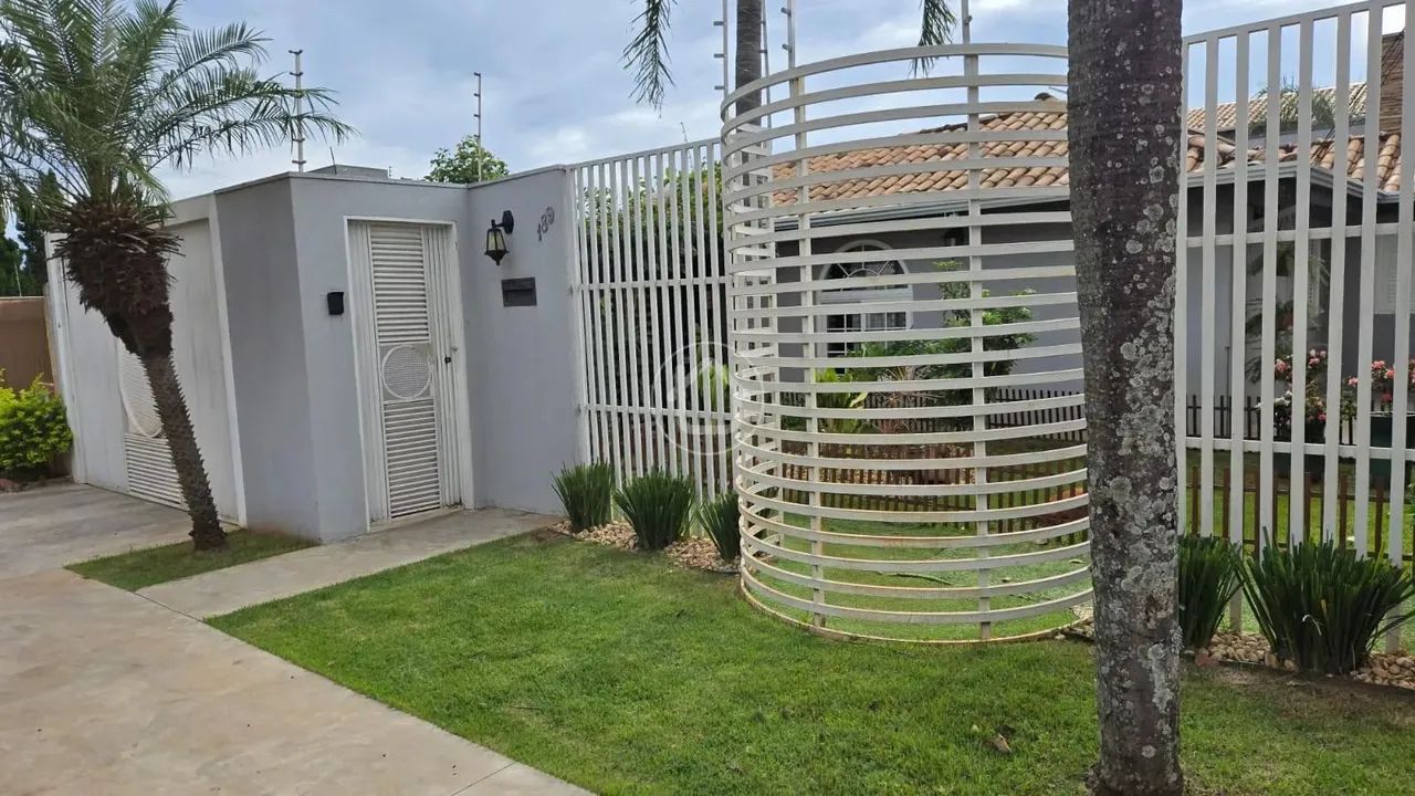 CASA COM 4 QUARTOS, ÁREA GOURMET E SOBRADO - Foto 4