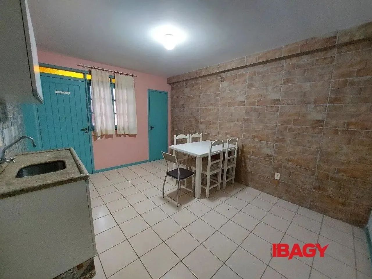 Excelente Apartamento 1 dormitório(s) em Cachoeira do Bom Jesus - Florianópolis - Foto 4