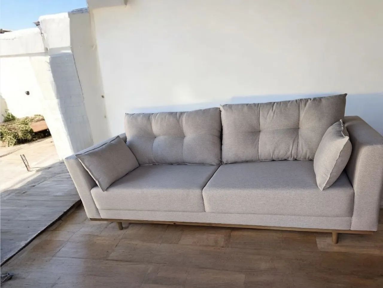 Sofá retro 2.20 em linho espuma D.28 selada 65576102876674121