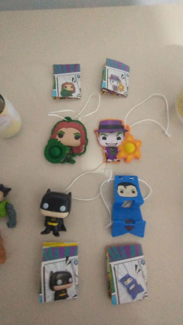 Kinder bonecos DC unidade