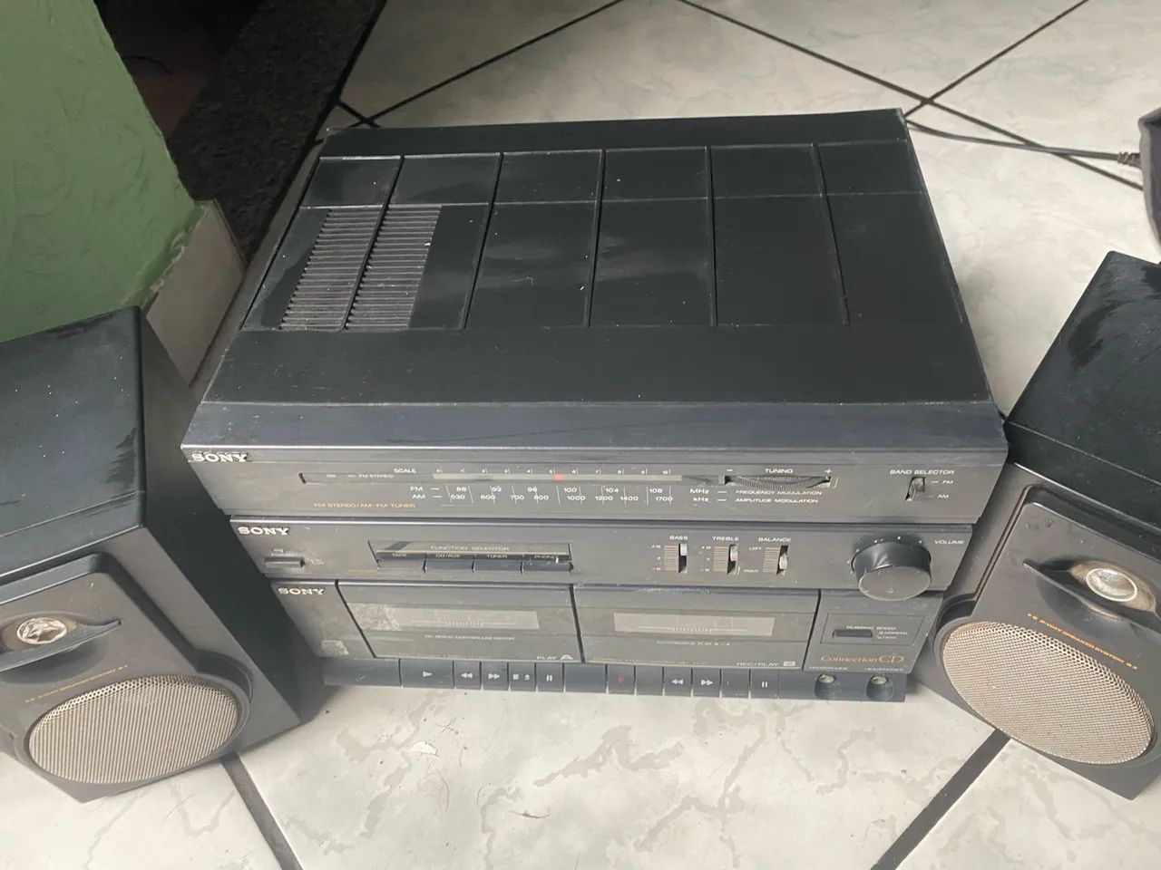 Som retrô funcionando perfeitamente Sony e toca-fitas, AM E FM ENTRADA AUXILIAR - Foto 4