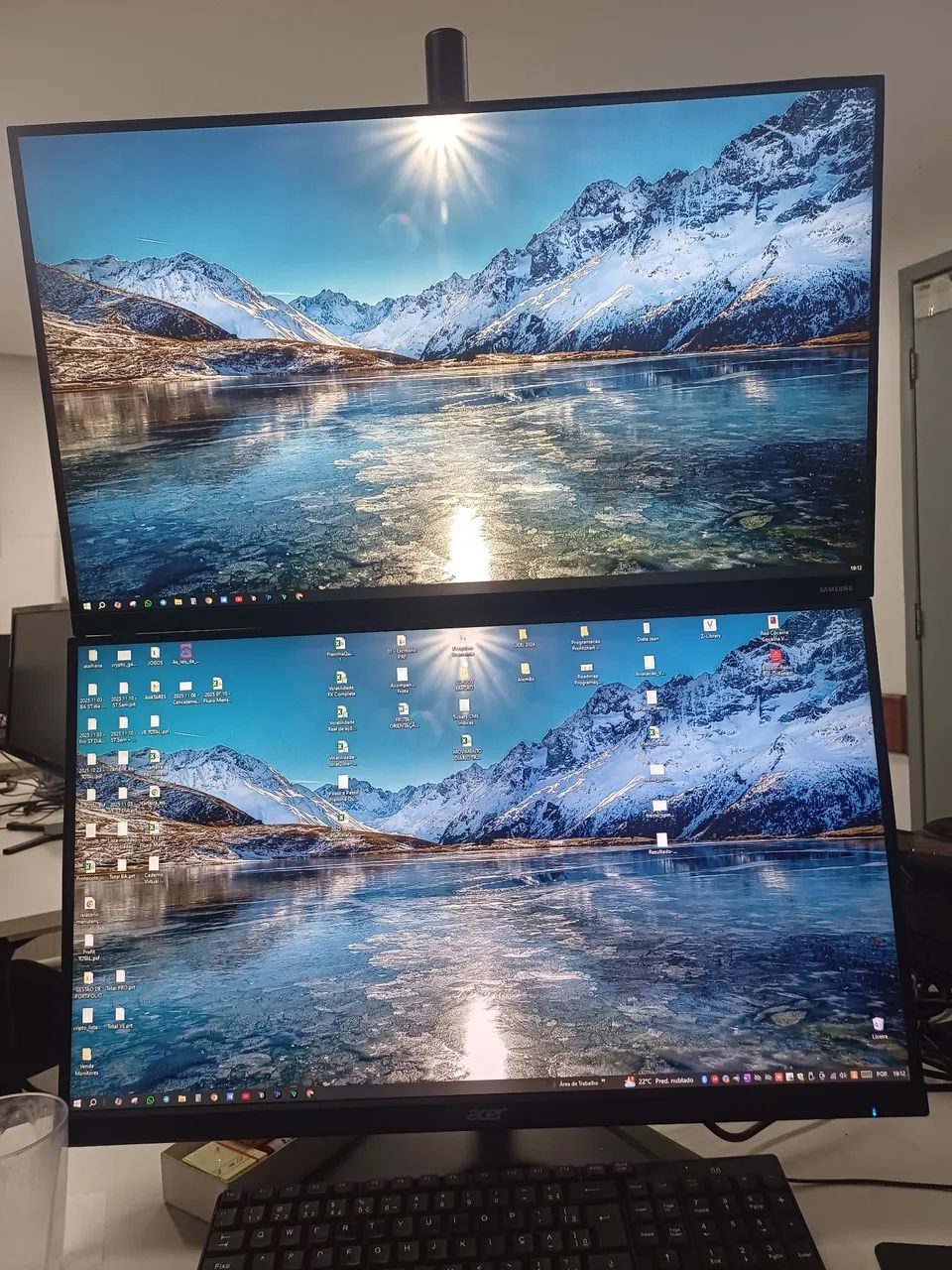 Vendo 2 monitores 27" (Samsung e Acer)