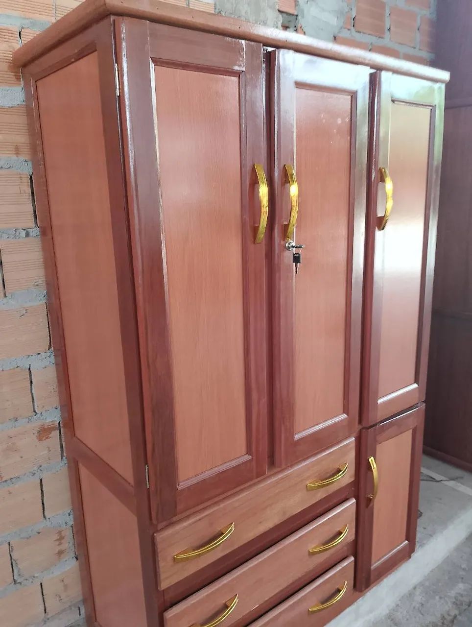 GUARDA ROUPA DE 3 PORTAS NOVO  - Foto 3