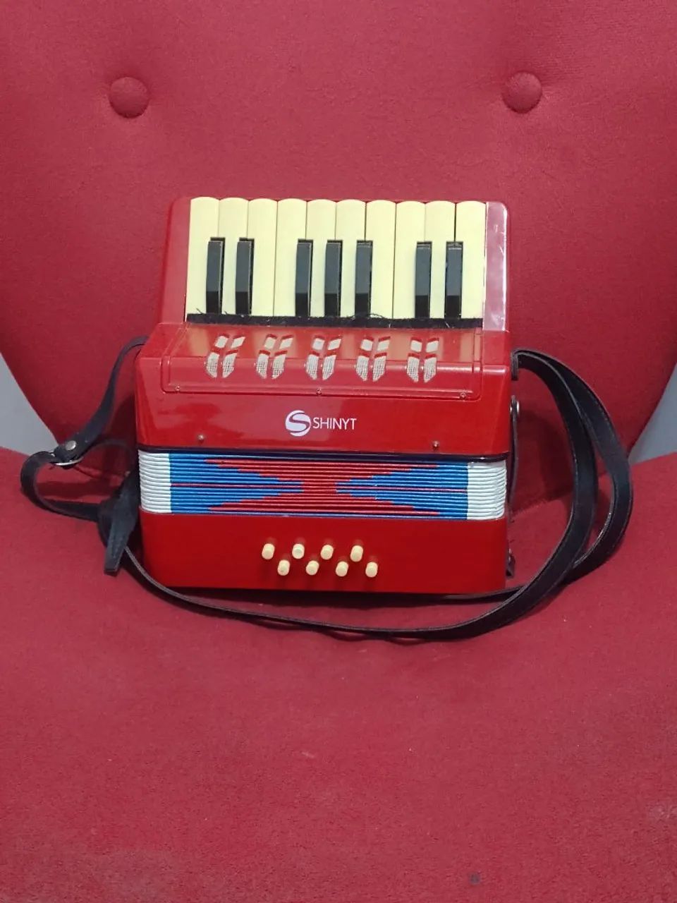 Vendo Mini acordeon vermelho  - Foto 6