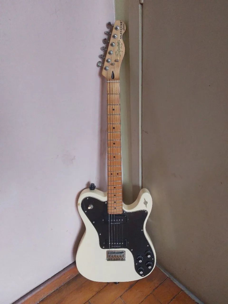 fender squier telecaster custom