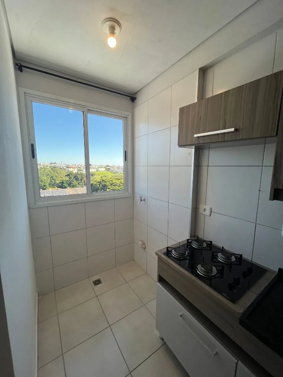 Alugo Apartamento Kitnet Mobiliado Zona 7 Com Ar-Condicionado