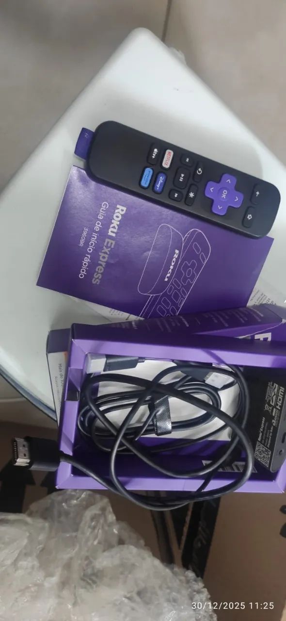 Roku Express HD / FHD Streaming TV Smart - Controle Remoto - Cabo HDMI - Fácil uso - Foto 2