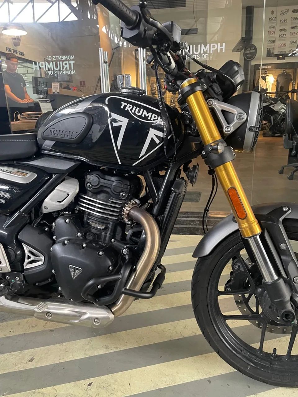 TRIUMPH SPEED 400 - Foto 5