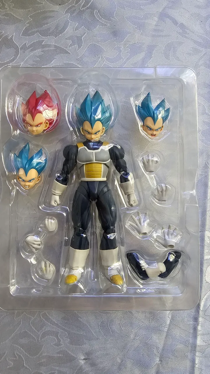 Action Figure Vegeta Super Saiyan God Super Saiyan