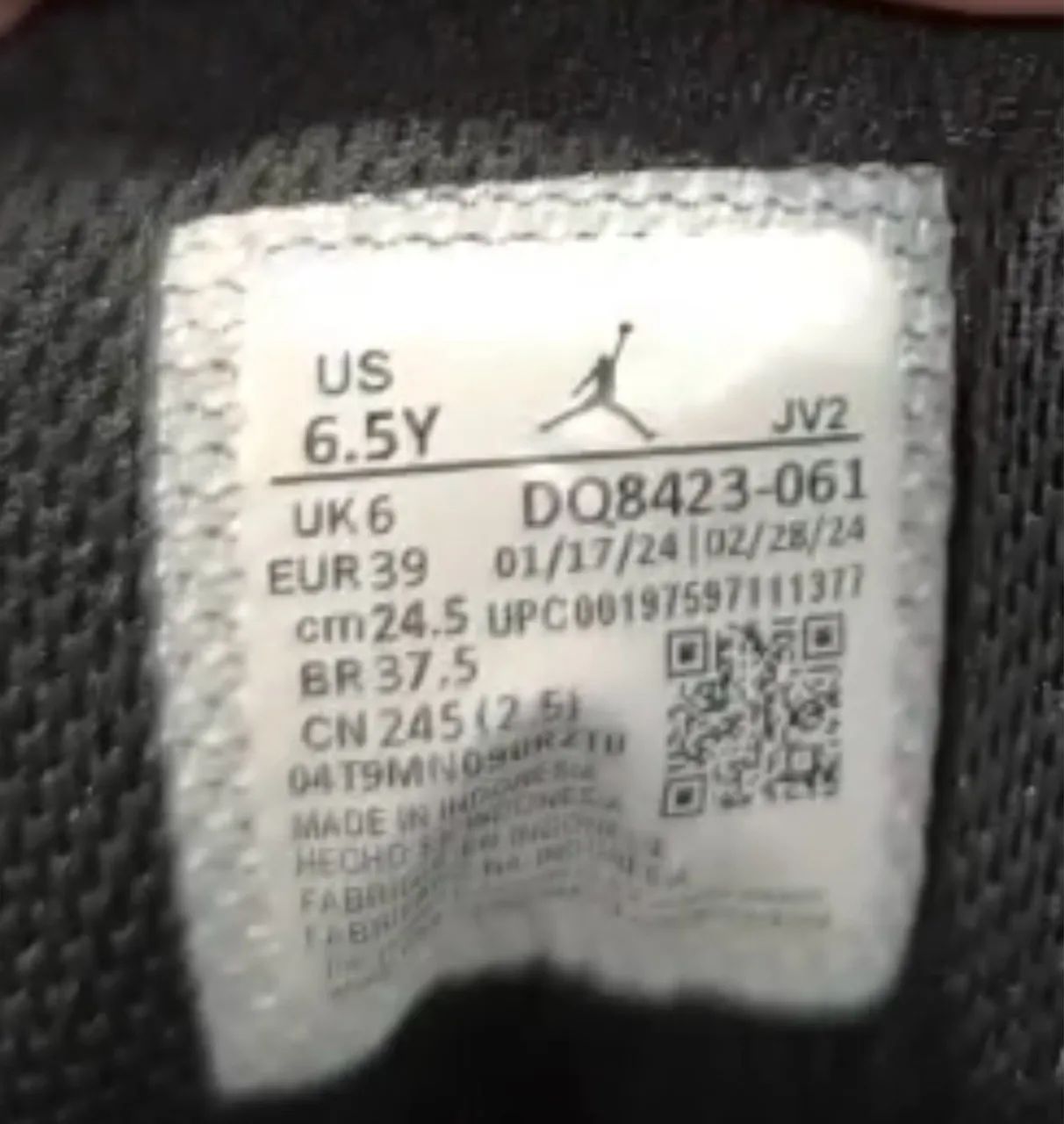 TÊNIS AIR JORDAN 1 MID  - Foto 4
