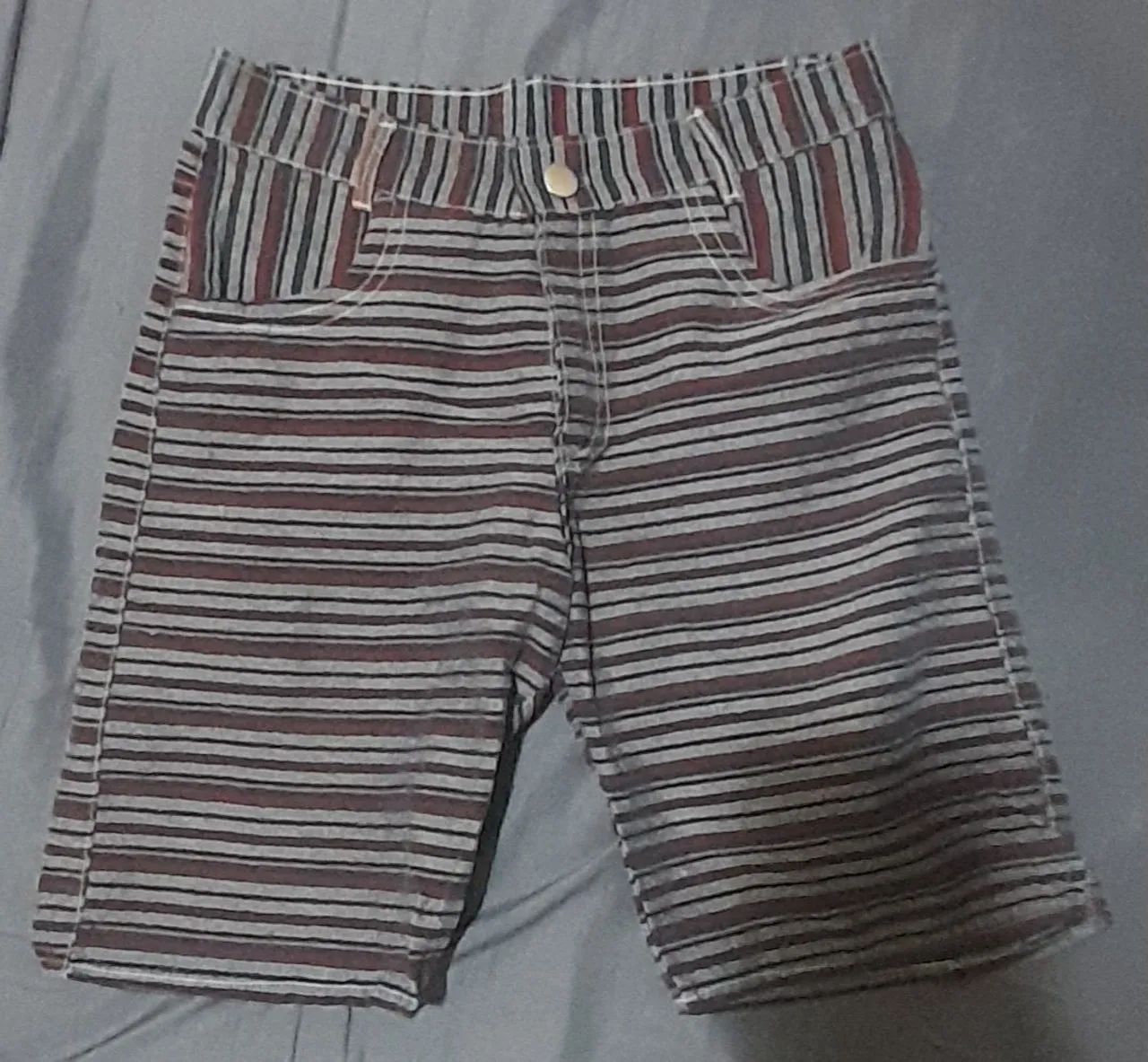 Duas bermudas infantis tamanho. 12 - Foto 2