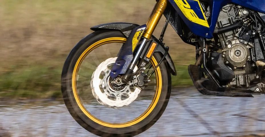 VSTROM 800 DE - A MOTO QUE GANHOU O PREMIO DE MELHOR MOTO - Foto 5