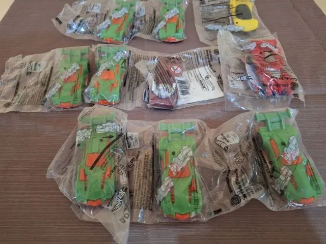 10 Carrinhos lacrados hotwheels burguer king - Foto 4