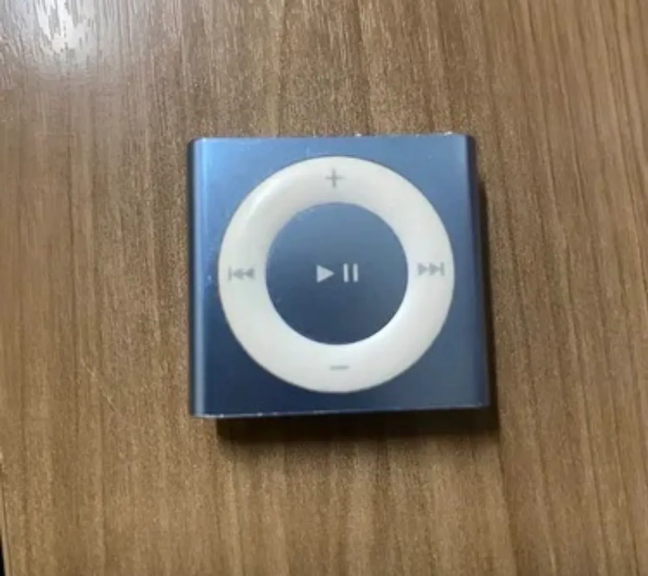 新品未開封 Apple iPod shuffle 2GB PD775J/A ipod shuffle 2gb