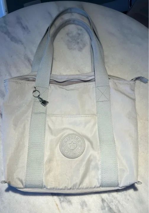 Bolsa Kipling de Ombro Cinza