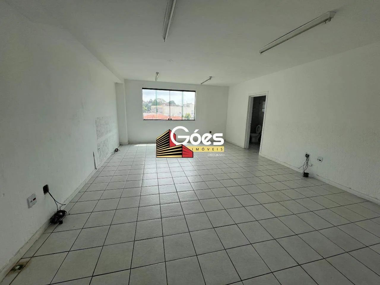 Sala comercial para alugar no Centro de Ribeirão Pires