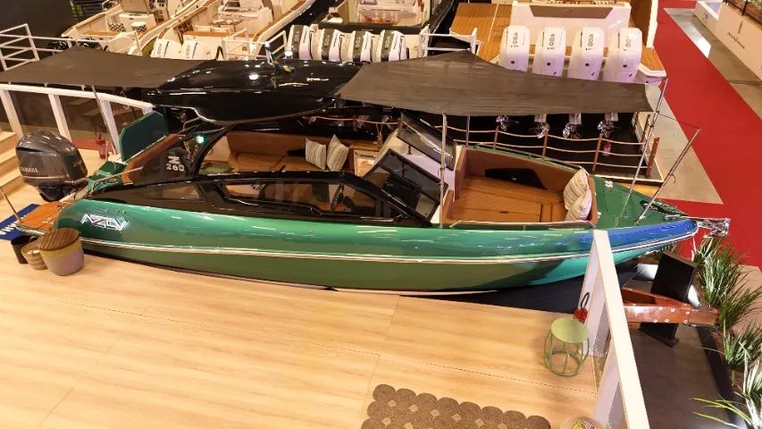 Lancha Azov Z260 Open P\ 14 Passageiros + Banheiro + Espaço Gourmet - Foto 2