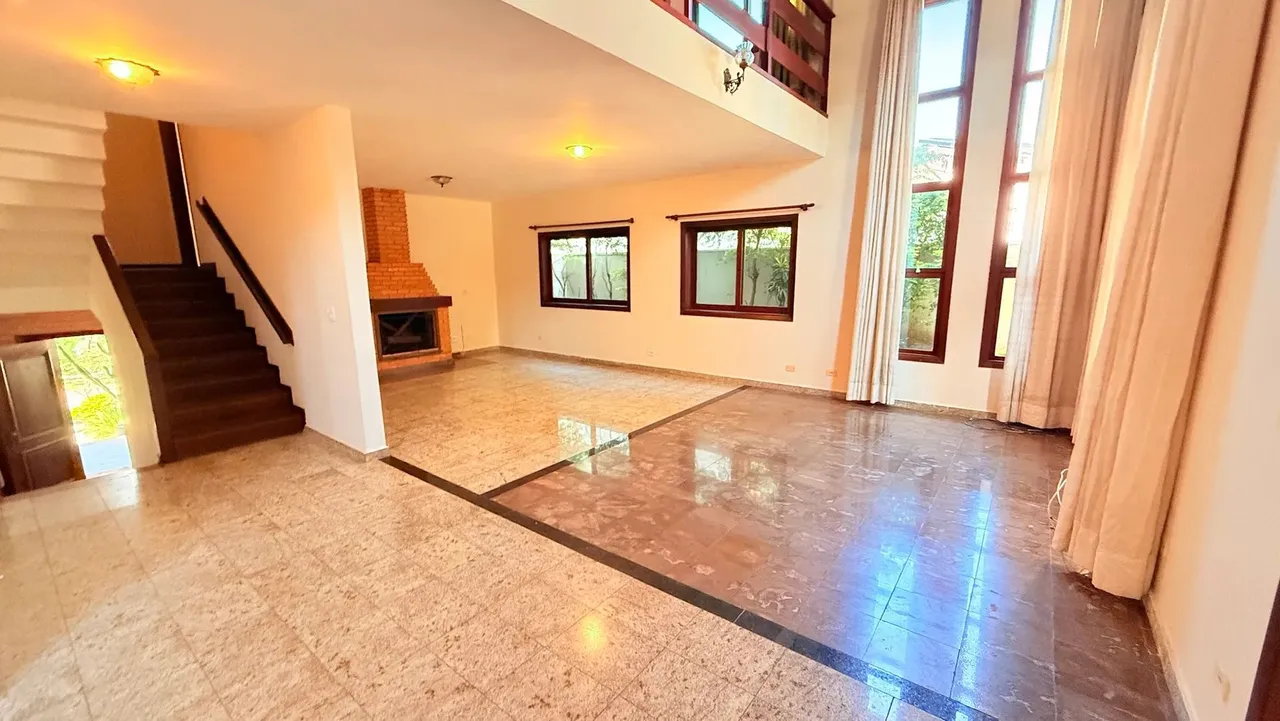 Imovel 4 dormitórios sendo 2 suites, 1 escritório no térreo, cozinha planejada 4 vagas par