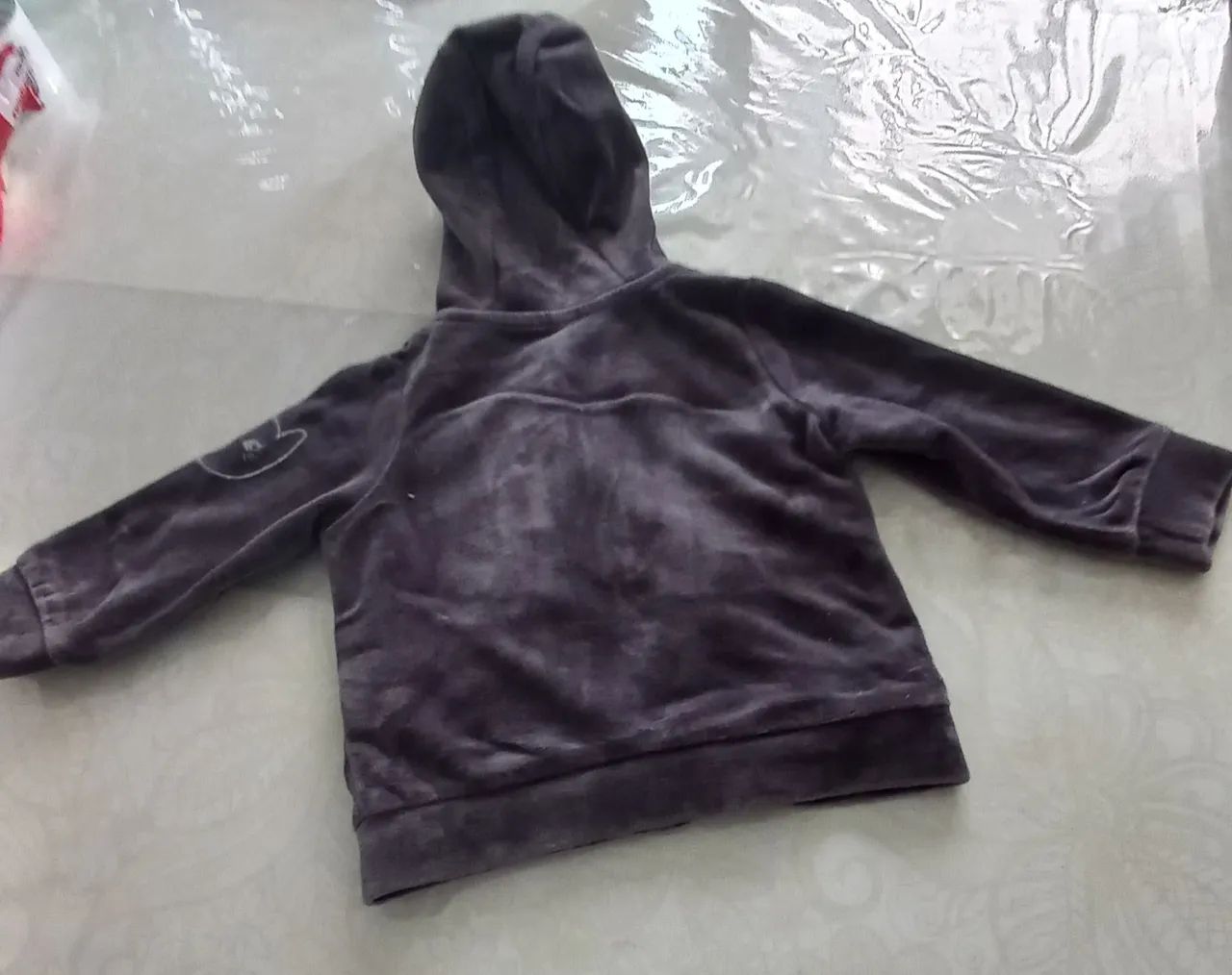 Blusa de Moletom cinza Infantil com Capuz .