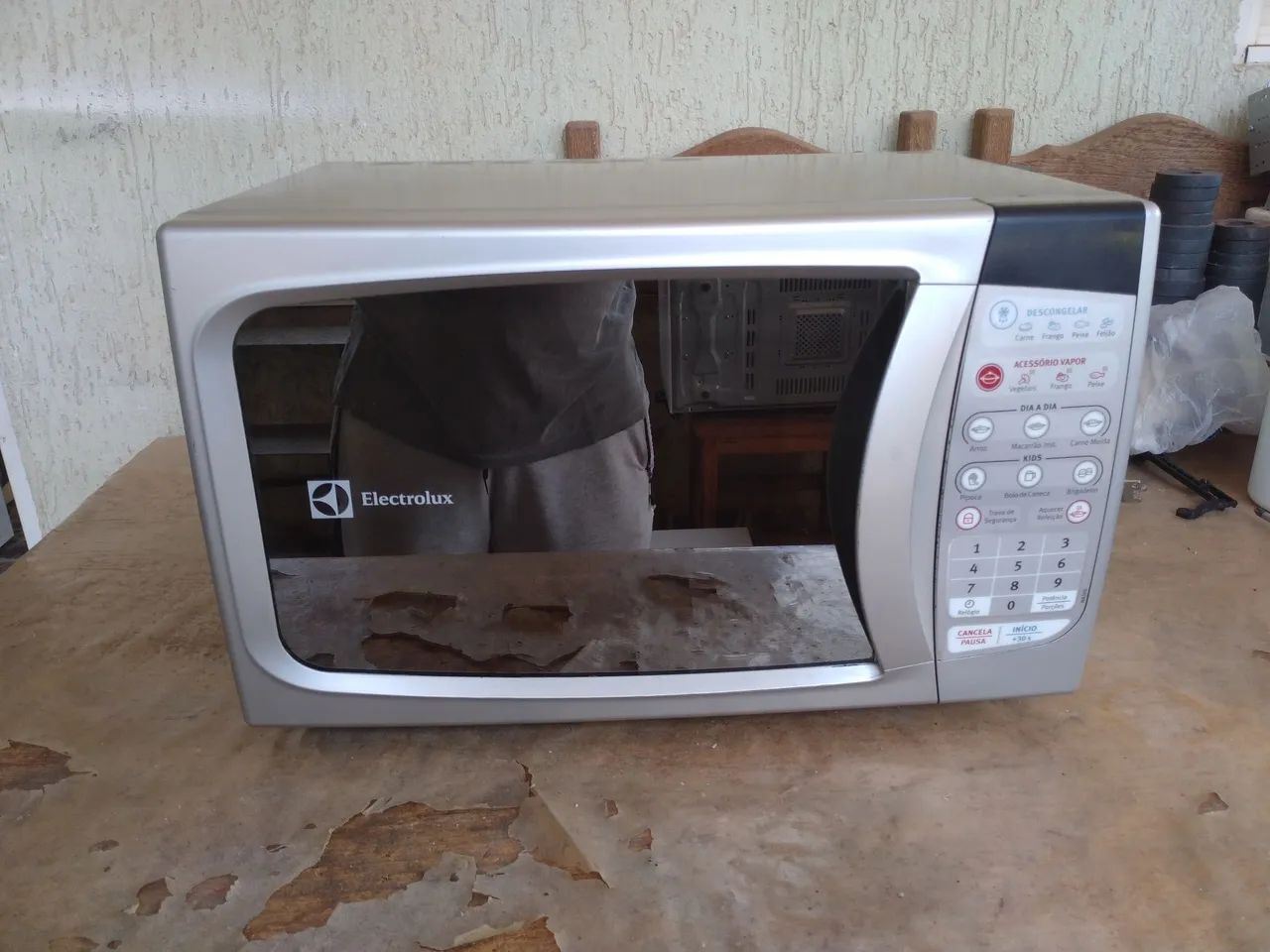 Microondas Electrolux 20 litros inox espelhado 