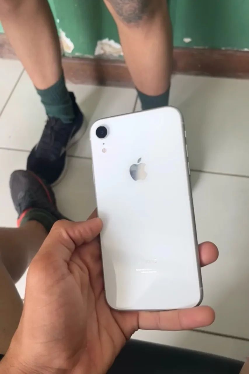 iPhone XR perfeito estado 