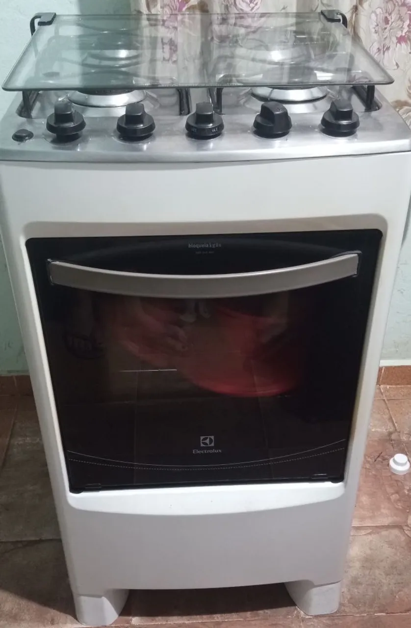 Fogão Electrolux com 4 Bocas e Forno