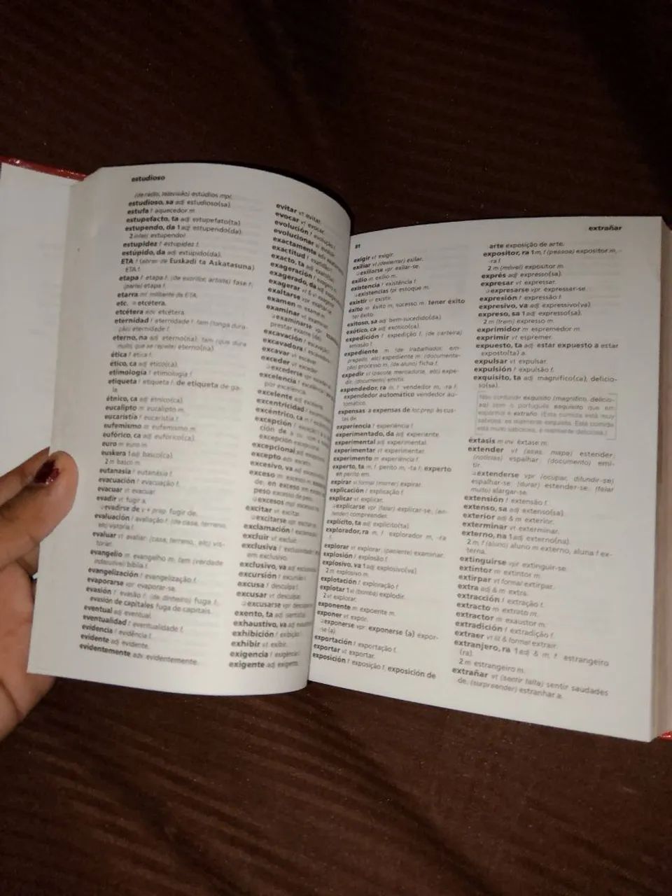 Dicionário Larousse Espanhol/Português - Mini - Foto 2