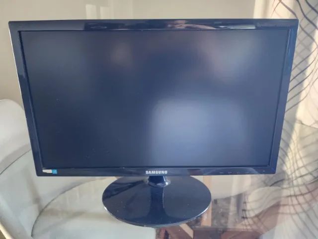 Computador Intel i5 + ATI Radeon HD4870 + Monitor Samsung 22" - Foto 3