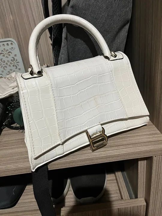 Bolsa Hourglass Croco Branca- (lembra a balenciaga) 